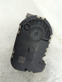 2014-2017 Volkswagen Passat Throttle Body P/N:06K 133 062E 0 280 750 590 Fits Fits 2014 2015 2016 2017 OEM Used Auto Parts -