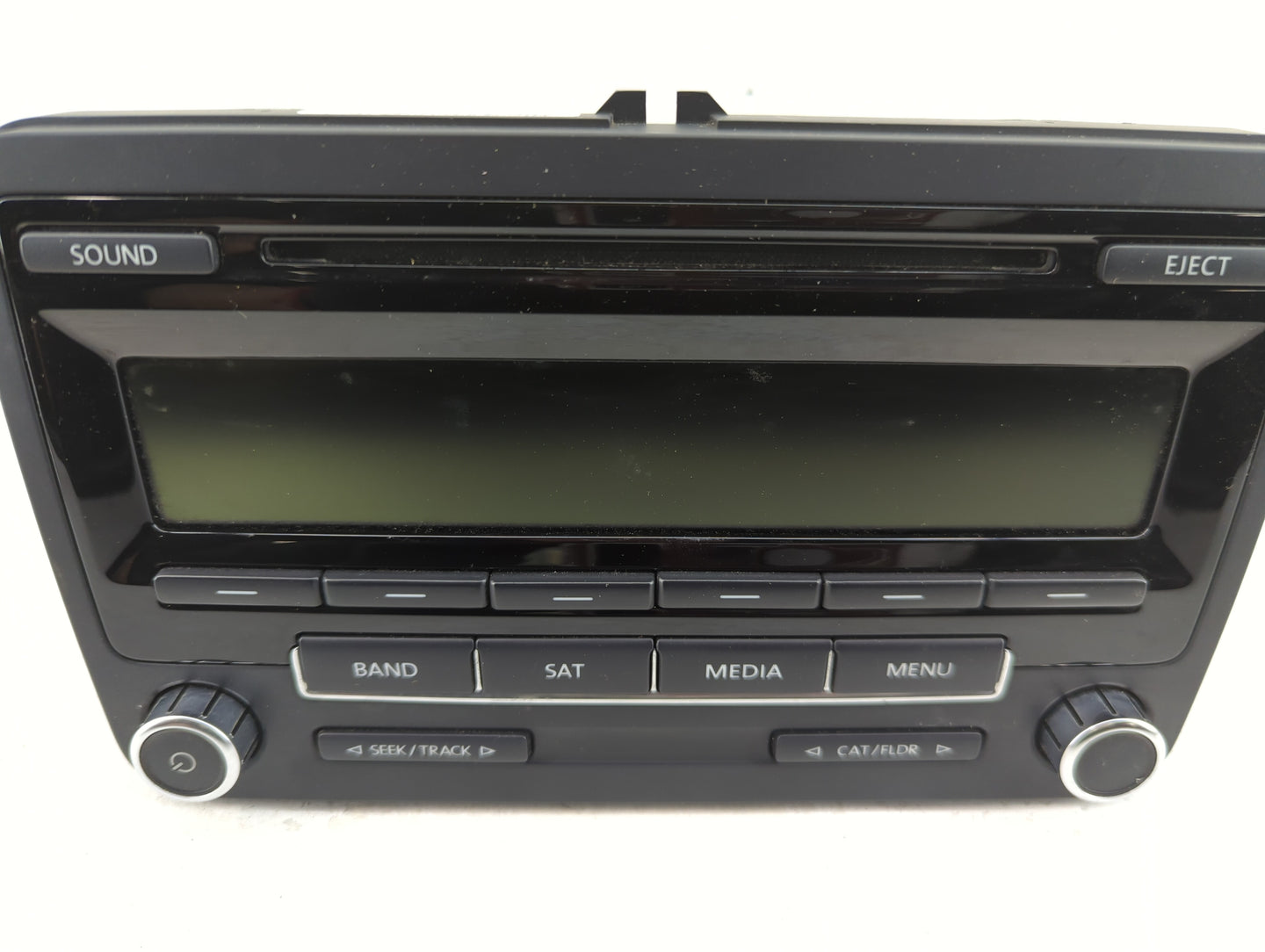 2012-2015 Volkswagen Passat Radio AM FM Cd Player Receiver Replacement P/N:1K0035164D Fits Fits 2011 2012 2013 2014 2015 201