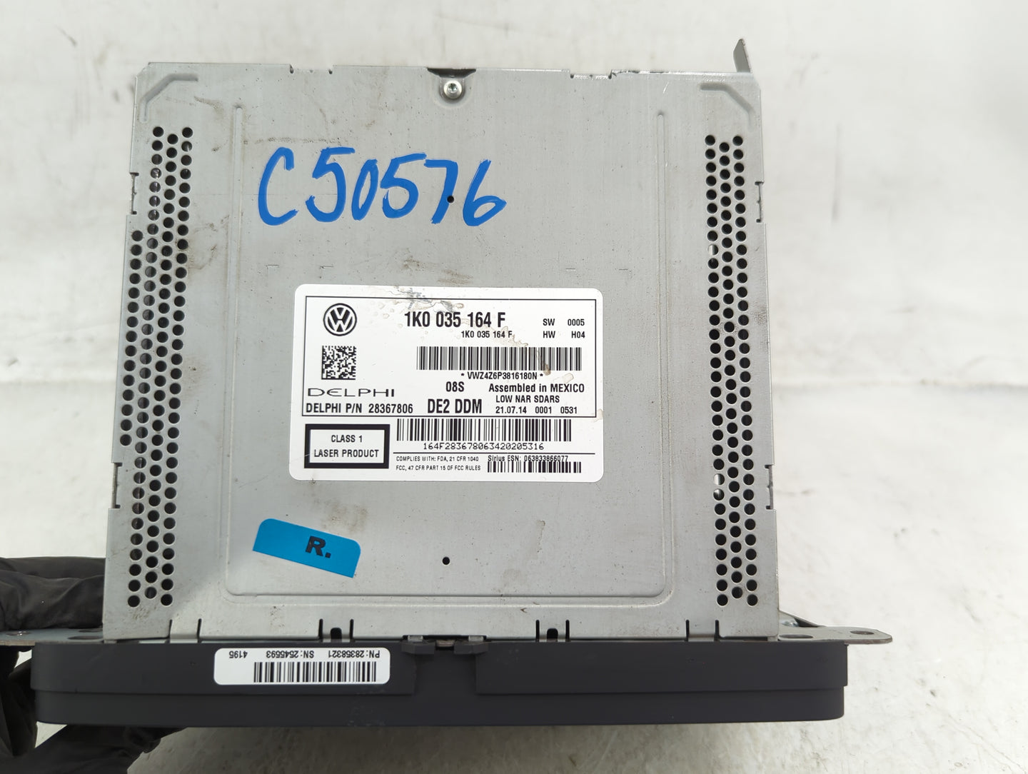 2013-2015 Volkswagen Passat Radio AM FM Cd Player Receiver Replacement P/N:1K0 035 164 F Fits Fits 2013 2014 2015 OEM Used A