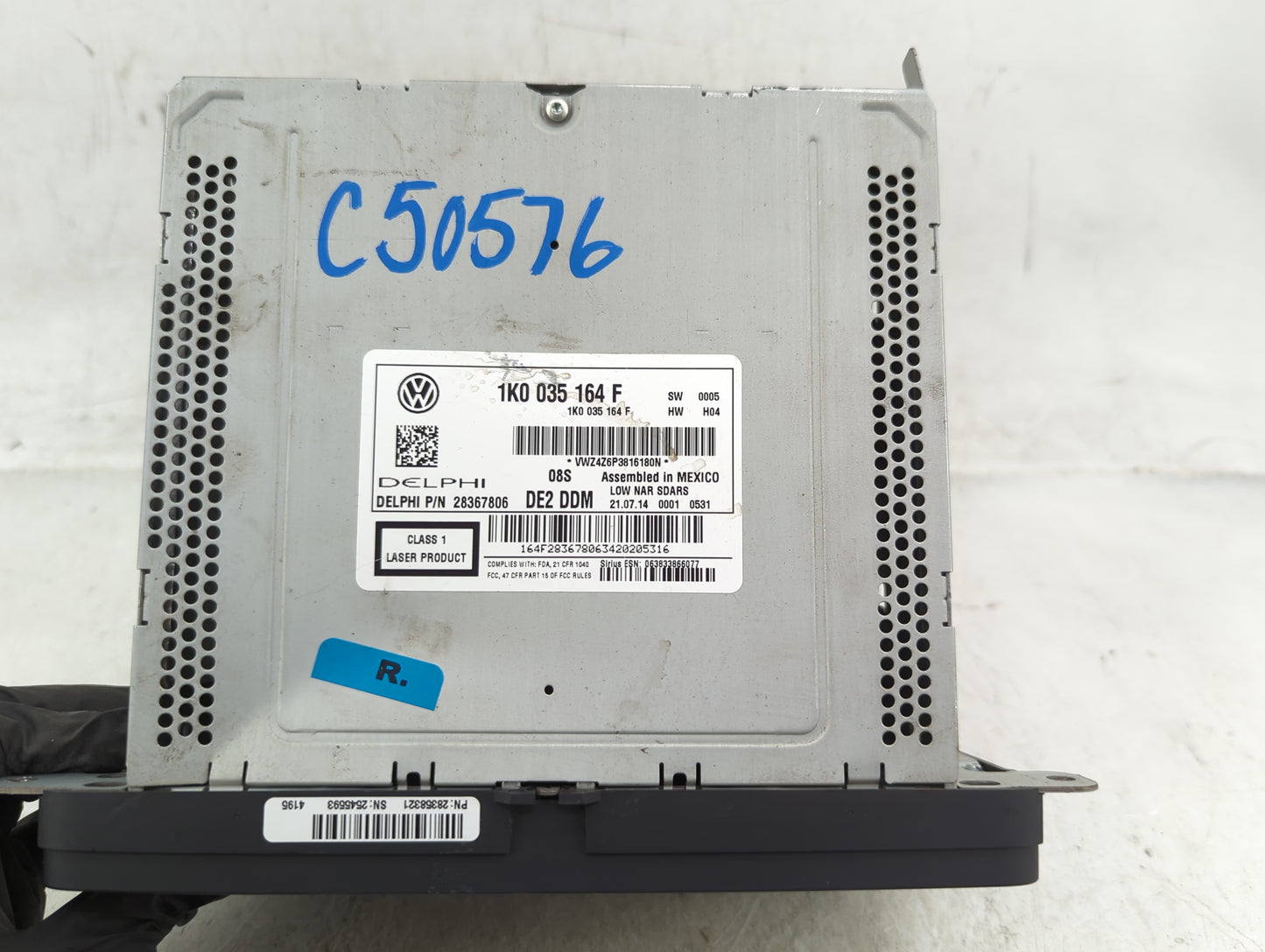 2013-2015 Volkswagen Passat Radio AM FM Cd Player Receiver Replacement P/N:1K0 035 164 F Fits Fits 2013 2014 2015 OEM Used A