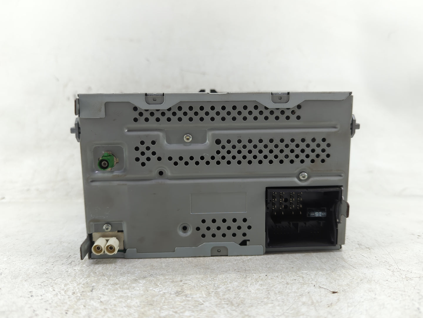 2013-2015 Volkswagen Passat Radio AM FM Cd Player Receiver Replacement P/N:1K0 035 164 F Fits Fits 2013 2014 2015 OEM Used A