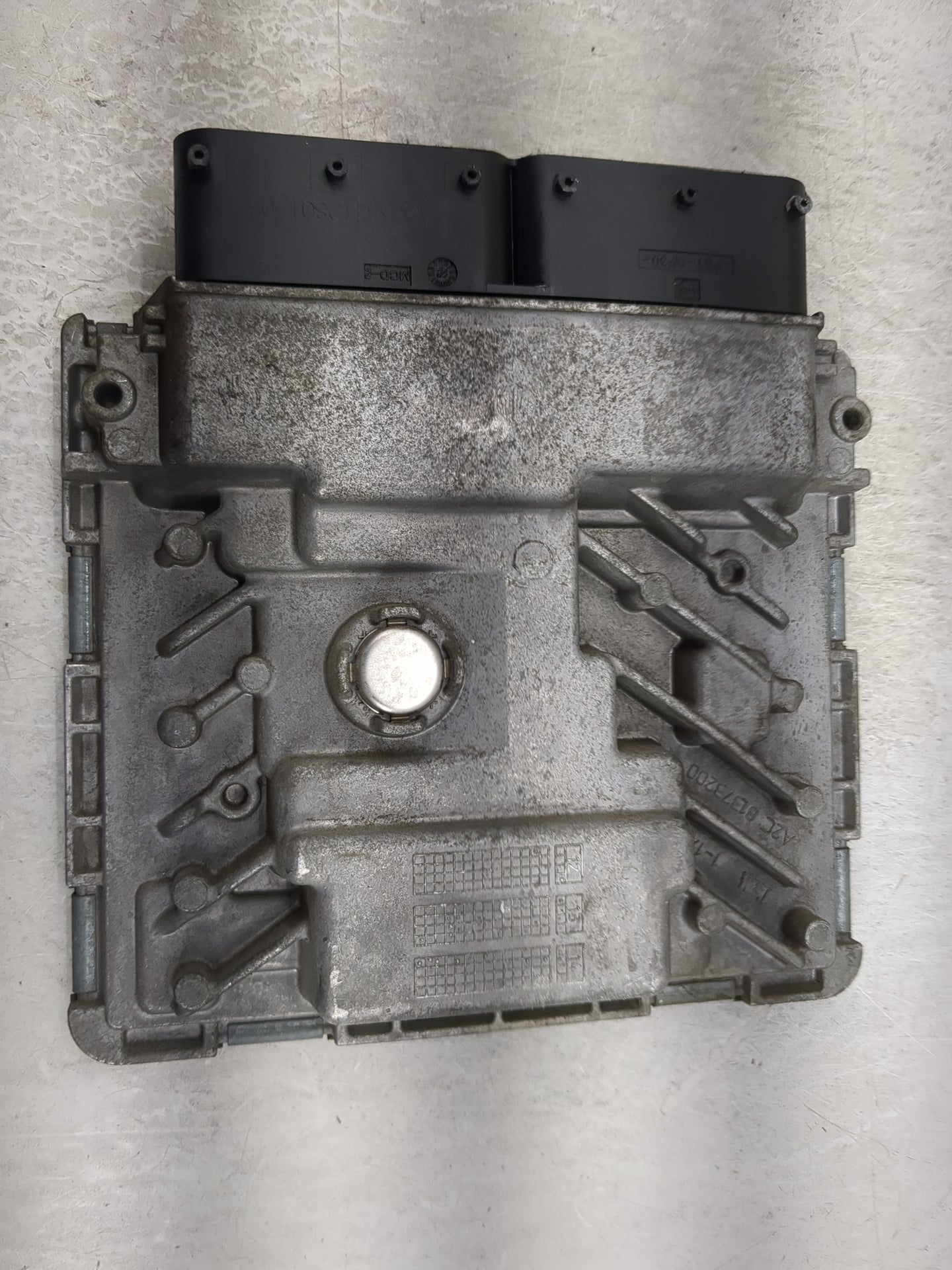2015 Volkswagen Passat PCM Engine Control Computer ECU ECM PCU OEM P/N:06K906071K 06K907425C, A2C85200400KAE01 Fits OEM Used