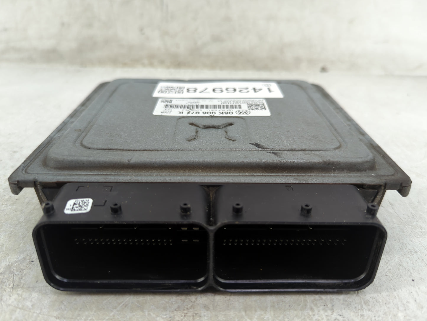2015 Volkswagen Passat PCM Engine Control Computer ECU ECM PCU OEM P/N:06K906071K A2C85200400KAAF01, 06K907425C Fits OEM Use