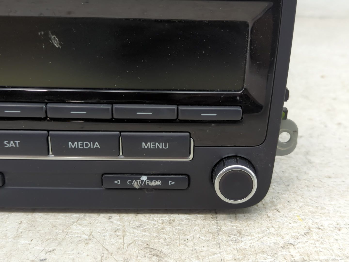 2012-2015 Volkswagen Passat Radio AM FM Cd Player Receiver Replacement P/N:1K0 035 164 F Fits Fits 2011 2012 2013 2014 2015 