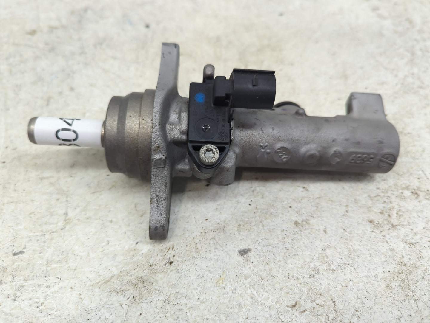 2013-2015 Volkswagen Passat Brake Master Cylinder - Oemusedautoparts1.com