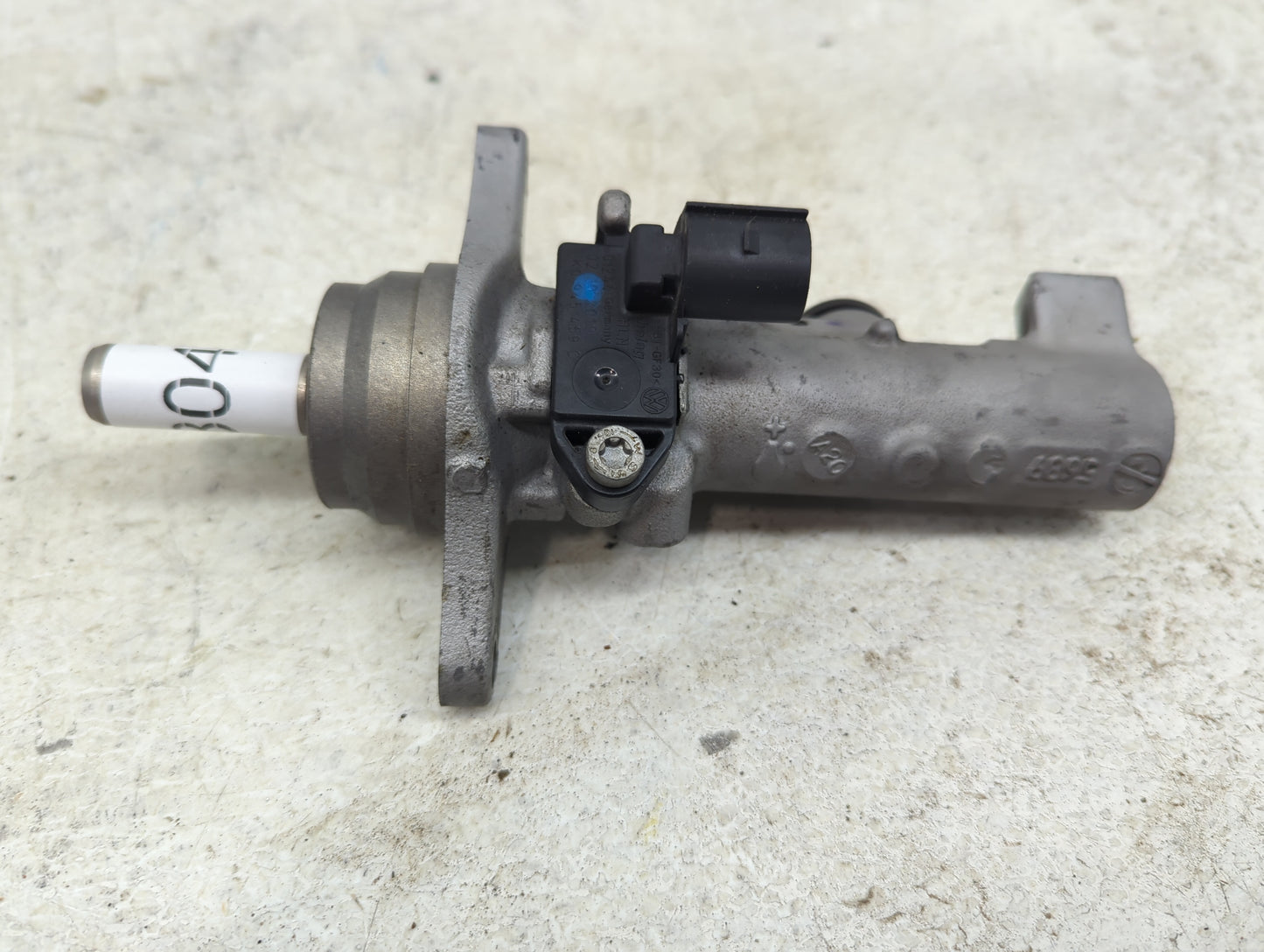 2013-2015 Volkswagen Passat Brake Master Cylinder - Oemusedautoparts1.com