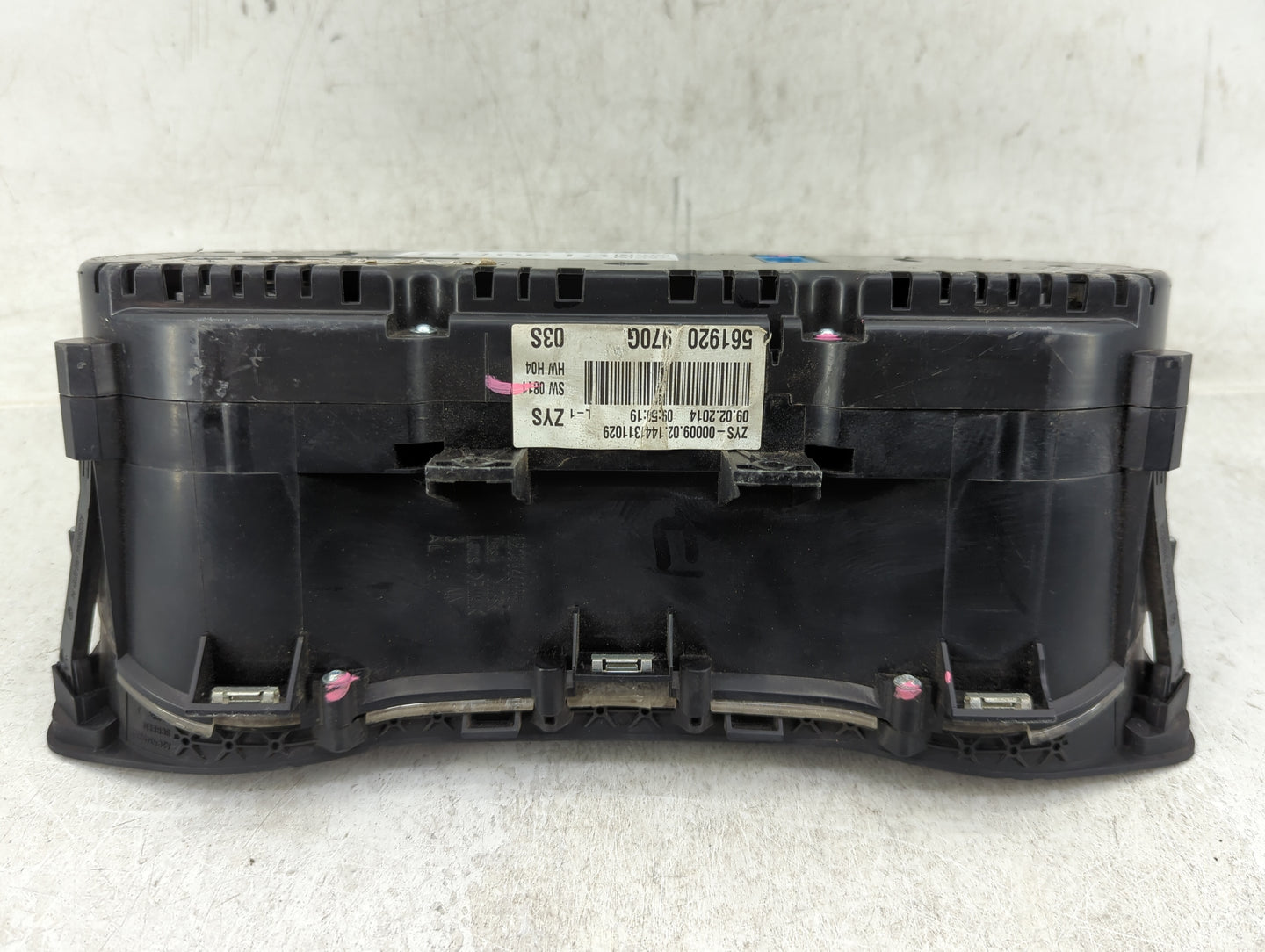 2015-2019 Volkswagen Passat Instrument Cluster Speedometer Gauges P/N:561920970G A2C53465890 Fits Fits 2015 2016 2017 2018 2