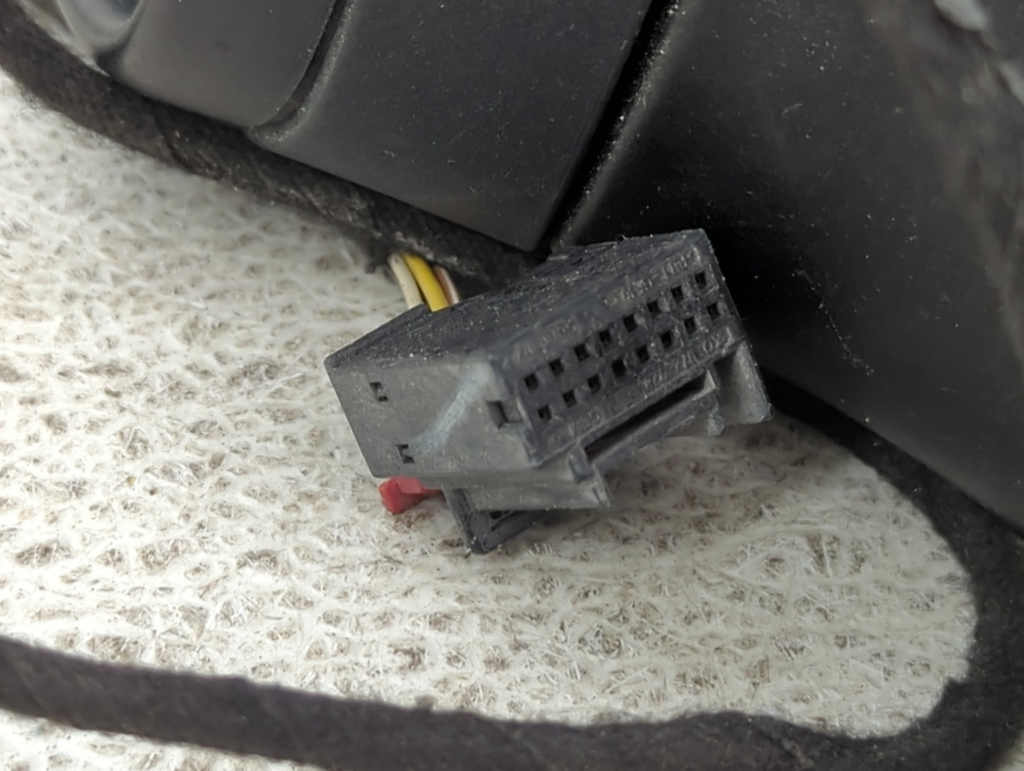 2013-2015 Volkswagen Passat Driver Side View Mirror - Left Door Mirror OEM Used - Oemusedautoparts1.com