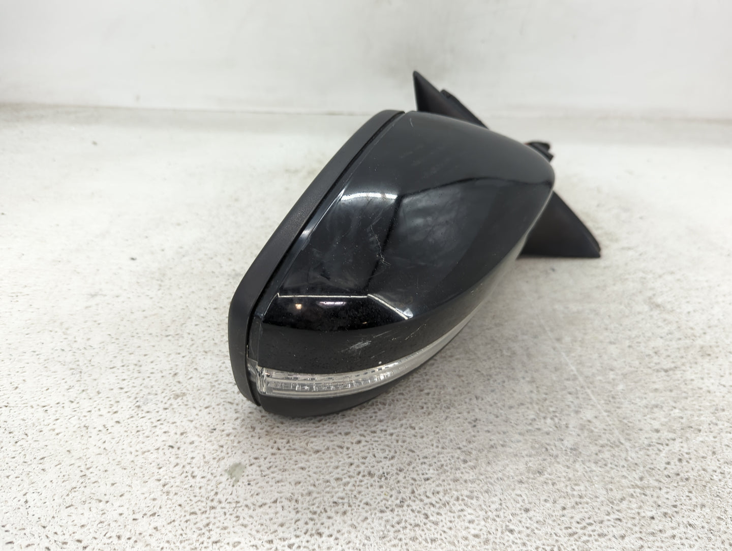 2013-2015 Volkswagen Passat Passenger Side View Mirror - Right Door Mirror OEM Used - Oemusedautoparts1.com