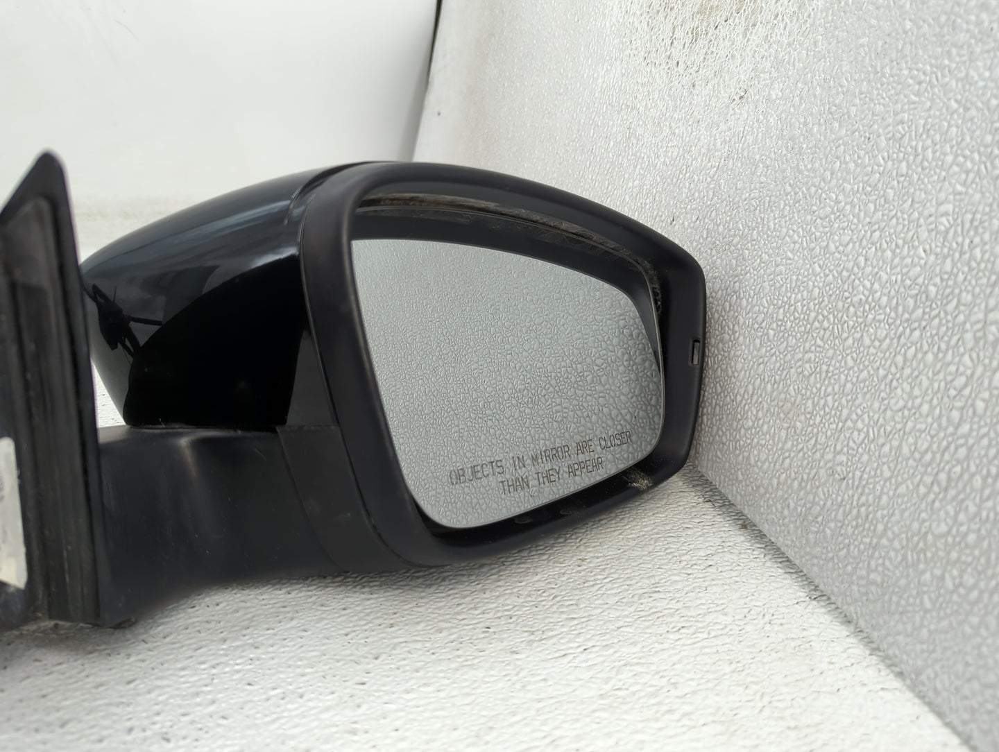 2013-2015 Volkswagen Passat Passenger Side View Mirror - Right Door Mirror OEM Used - Oemusedautoparts1.com