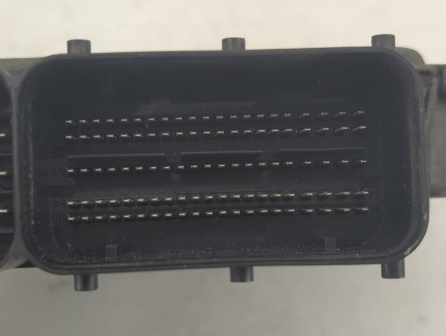 2015 Volkswagen Passat PCM Engine Control Computer ECU ECM PCU OEM P/N:06K 906 071 K Fits OEM Used Auto Parts - Oemusedautop