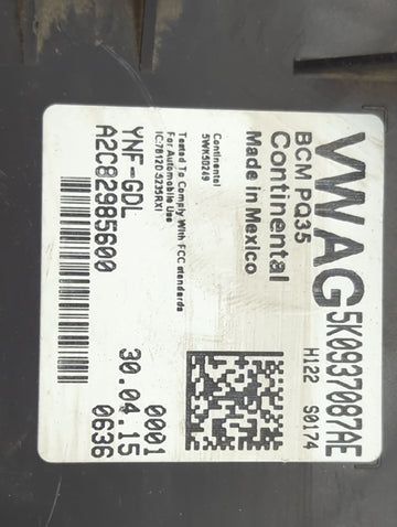 2015-2015 Volkswagen Passat Body Control Module Bcm Inner Cabin Fuse Box