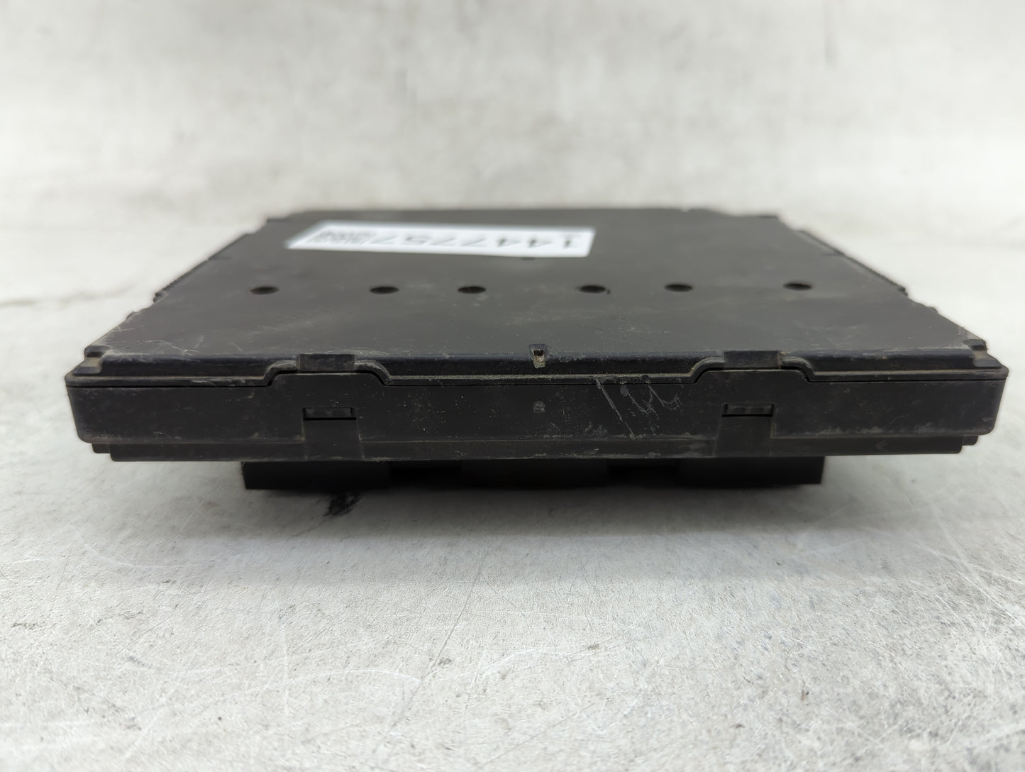 2015-2015 Volkswagen Passat Body Control Module Bcm Inner Cabin Fuse Box - Oemusedautoparts1.com