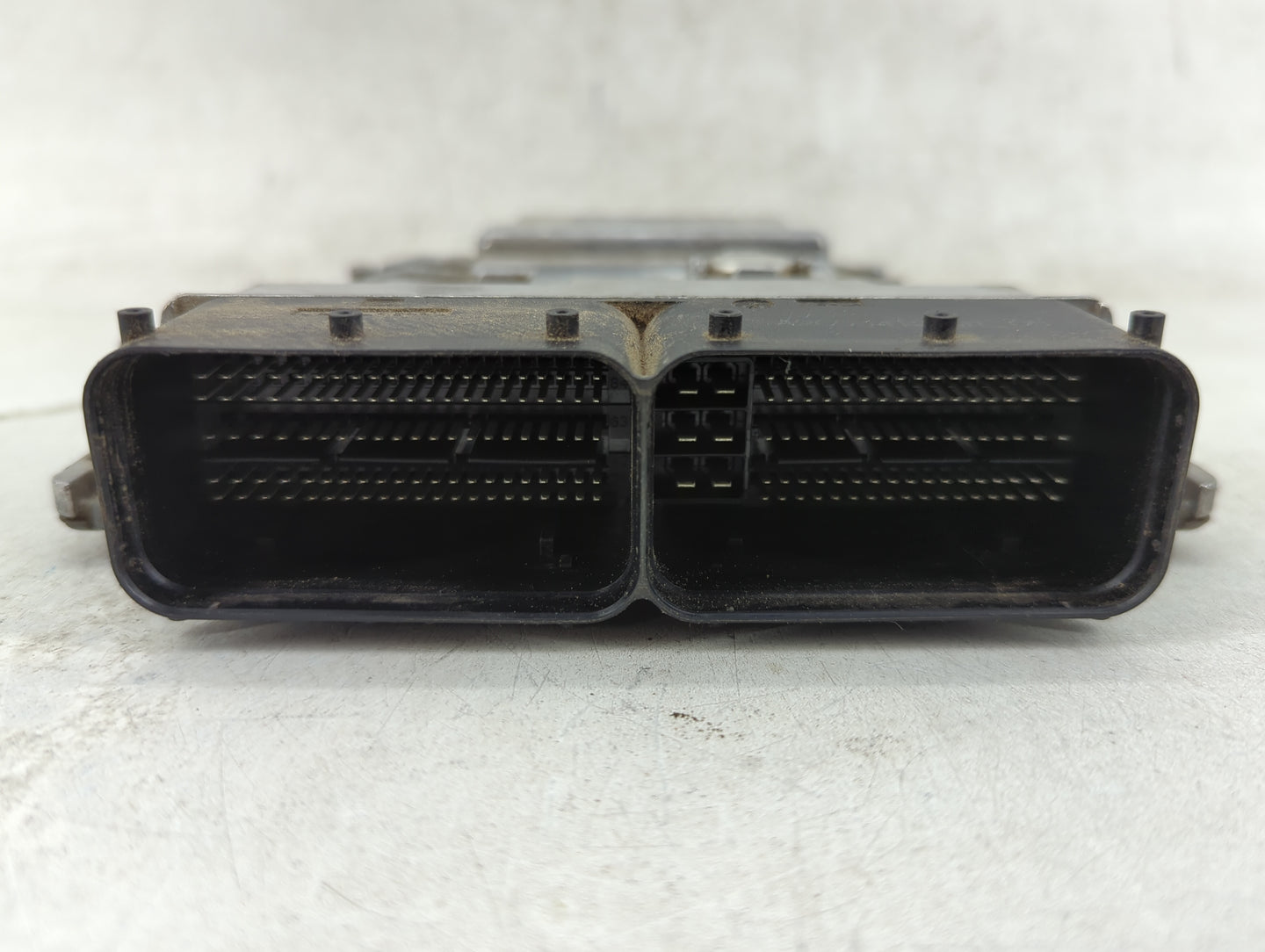 2015 Volkswagen Passat PCM Engine Control Computer ECU ECM PCU OEM P/N:06K 906 071 K Fits OEM Used Auto Parts - Oemusedautop