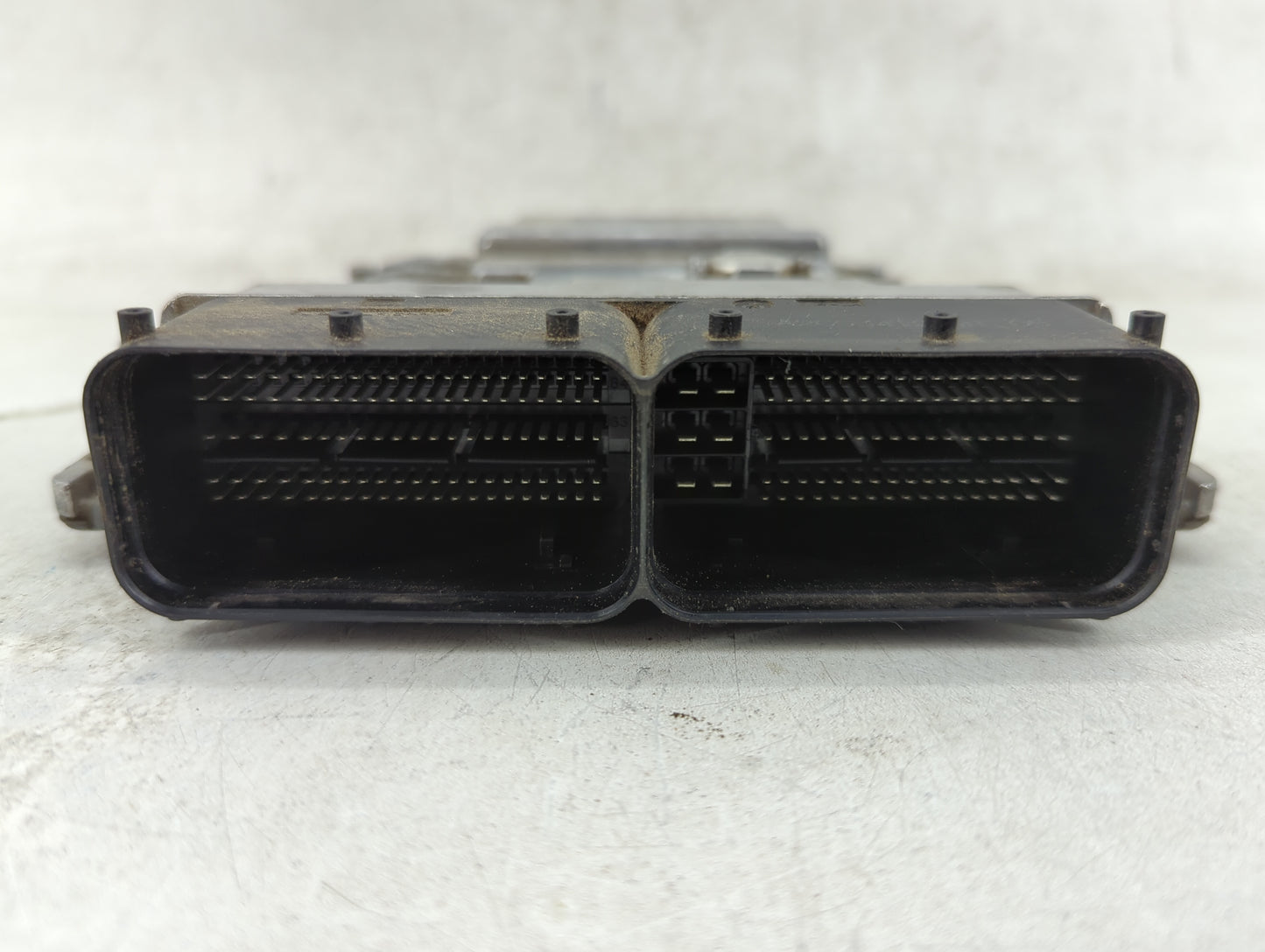 2015 Volkswagen Passat PCM Engine Control Computer ECU ECM PCU OEM P/N:06K 906 071 K Fits OEM Used Auto Parts - Oemusedautop