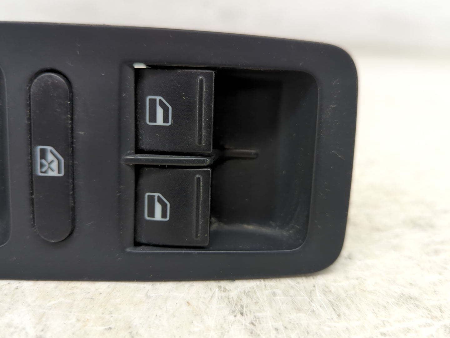 2006-2020 Volkswagen Passat Master Power Window Switch Replacement Driver Side Left P/N:561.867.375 561867375 Fits OEM Used 