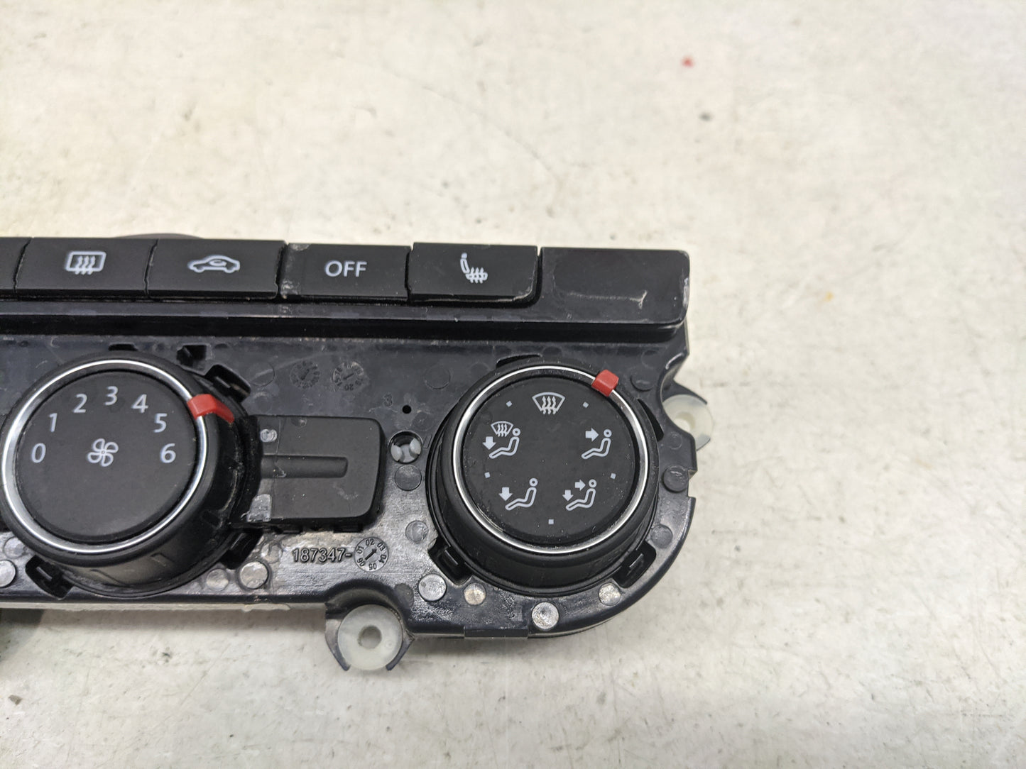 2013-2015 Volkswagen Passat Climate Control Module Temperature AC/Heater Replacement P/N:5619074263ZJU 5HB01117711 Fits OEM 