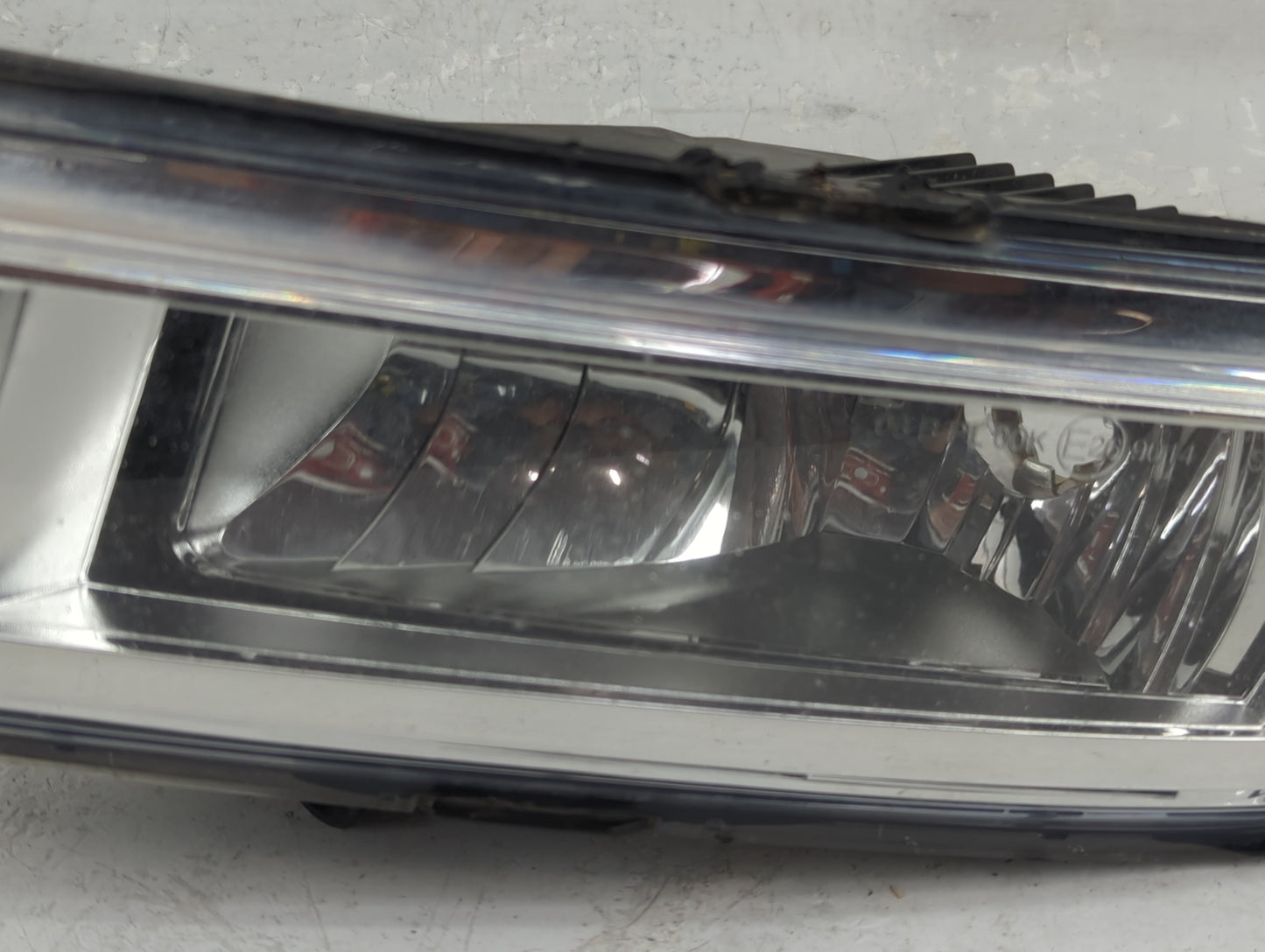 2014-2015 Volkswagen Passat Driver Left Oem Fog Light Lamp Black - Oemusedautoparts1.com