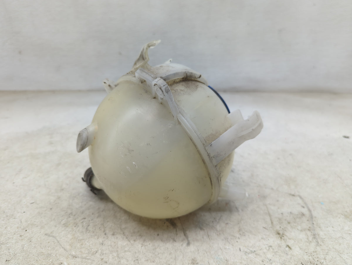 2006 Volkswagen Passat Radiator Coolant Overflow Expansion Tank Bottle 1465534 - Oemusedautoparts1.com