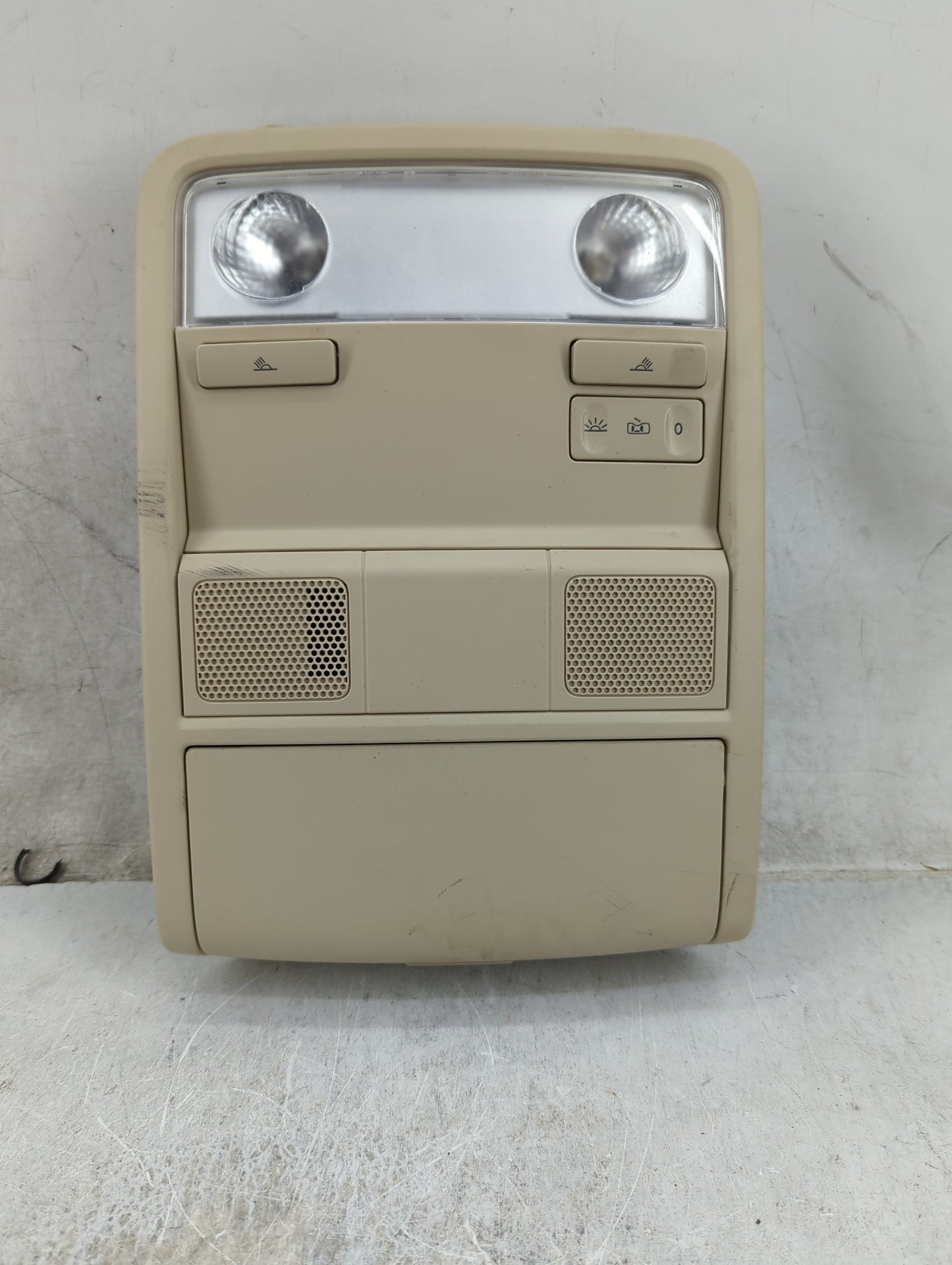 2013-2015 Volkswagen Passat Overhead Roof Console Beige - Oemusedautoparts1.com