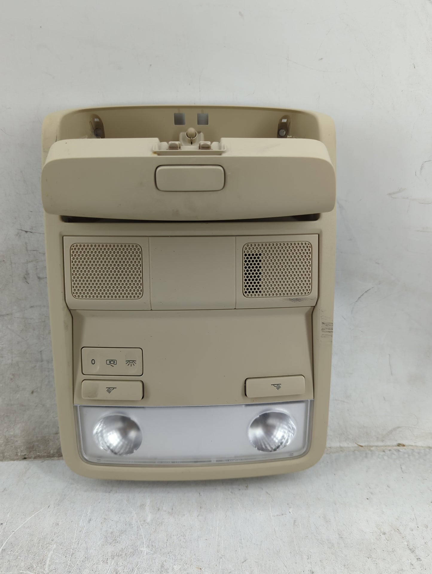 2013-2015 Volkswagen Passat Overhead Roof Console Beige - Oemusedautoparts1.com