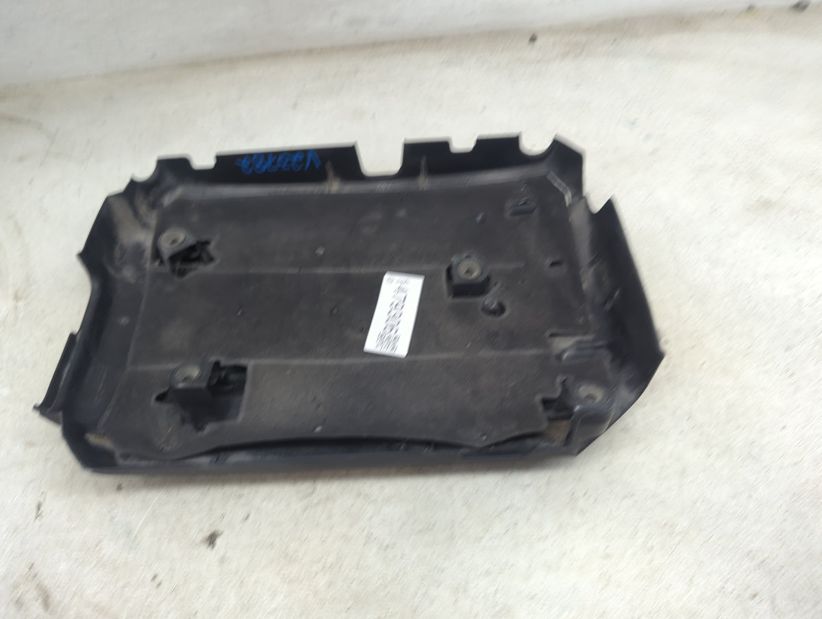 2015 Volkswagen Passat Engine Cover - Oemusedautoparts1.com