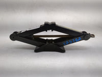 2015 Volkswagen Passat Spare Scissor Car Jack 1479985 - Oemusedautoparts1.com