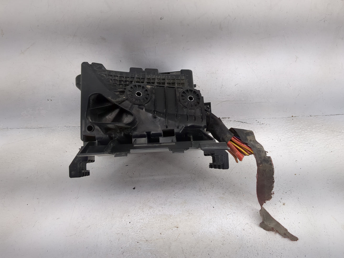 2012-2020 Volkswagen Passat Fusebox Fuse Box Panel Relay Module P/N:52E00138000 Fits OEM Used Auto Parts - Oemusedautoparts1