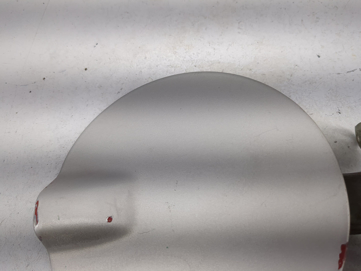 2015 Volkswagen Passat Fuel Tank Door Lid Gas Tank Silver - Oemusedautoparts1.com