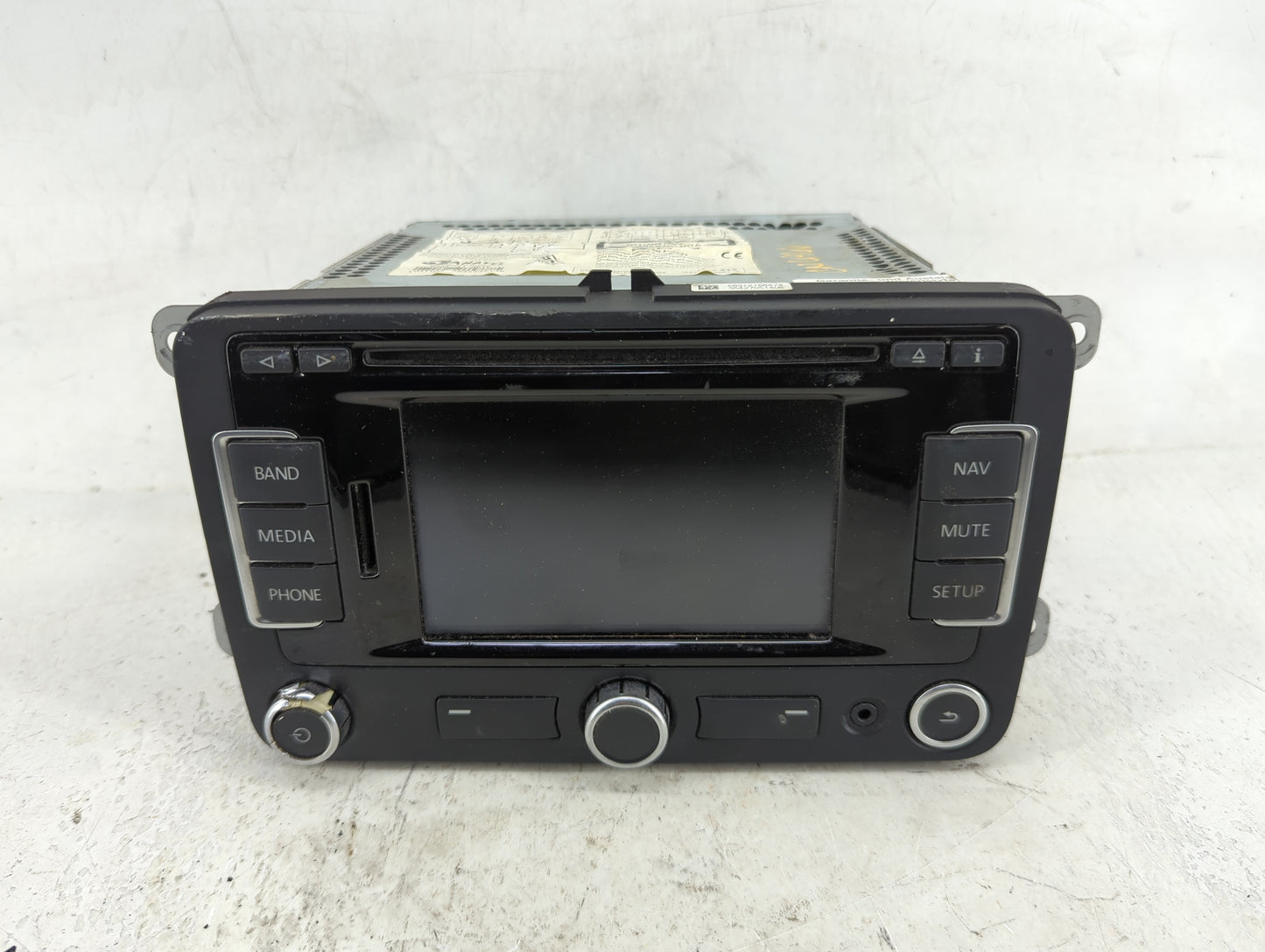 2013-2014 Volkswagen Passat Radio AM FM Cd Player Receiver Replacement P/N:56312168474 35427051405 Fits OEM Used Auto Parts 