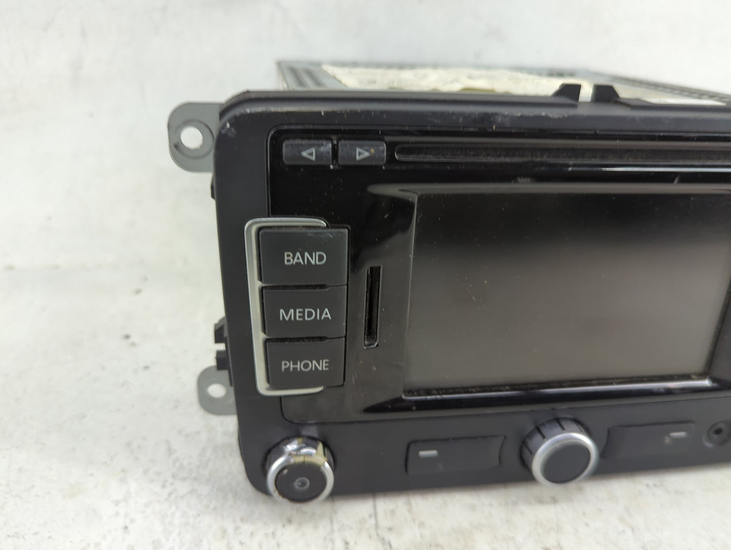 2013-2014 Volkswagen Passat Radio AM FM Cd Player Receiver Replacement P/N:56312168474 35427051405 Fits OEM Used Auto Parts 