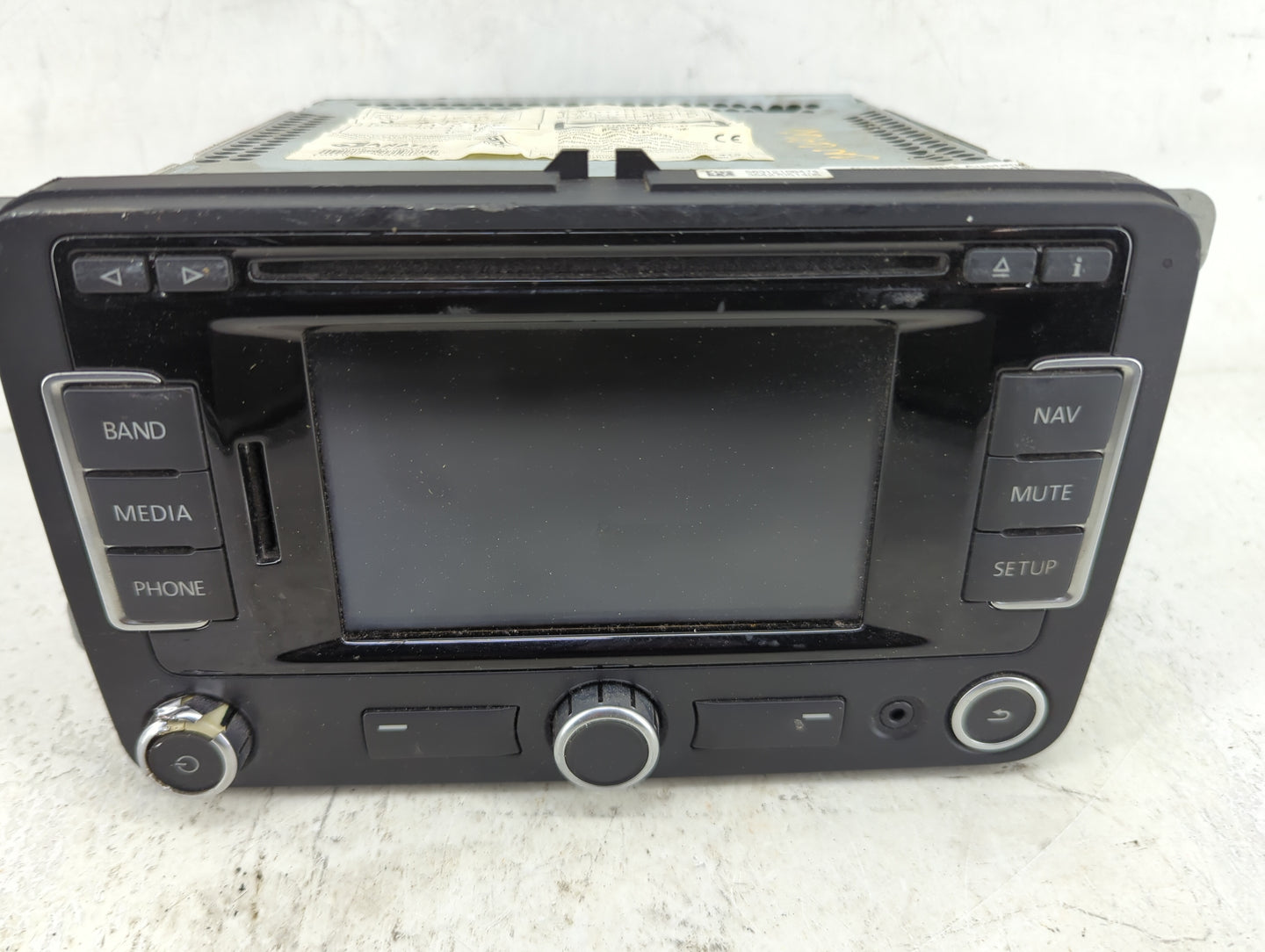 2013-2014 Volkswagen Passat Radio AM FM Cd Player Receiver Replacement P/N:56312168474 35427051405 Fits OEM Used Auto Parts 