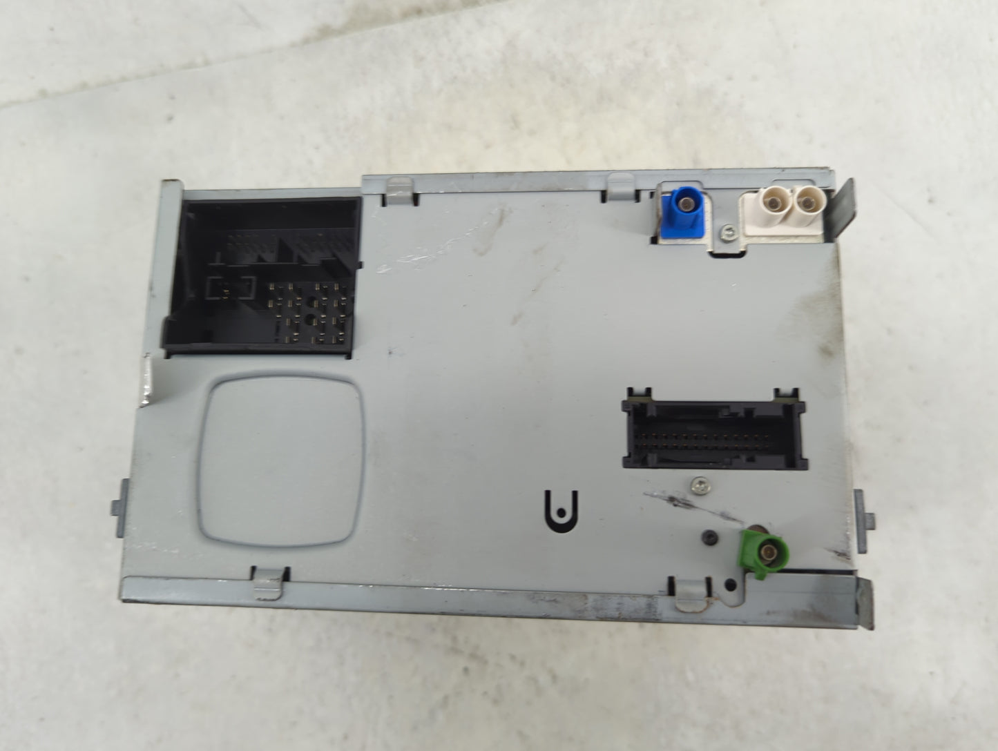 2013-2014 Volkswagen Passat Radio AM FM Cd Player Receiver Replacement P/N:56312168474 35427051405 Fits OEM Used Auto Parts 