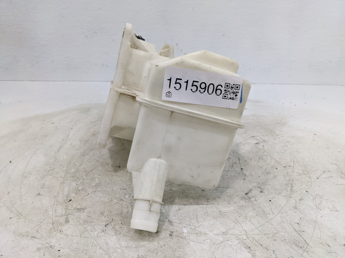 2012-2020 Volkswagen Passat Windshield Washer Fluid Reservoir Bottle Oem - Oemusedautoparts1.com