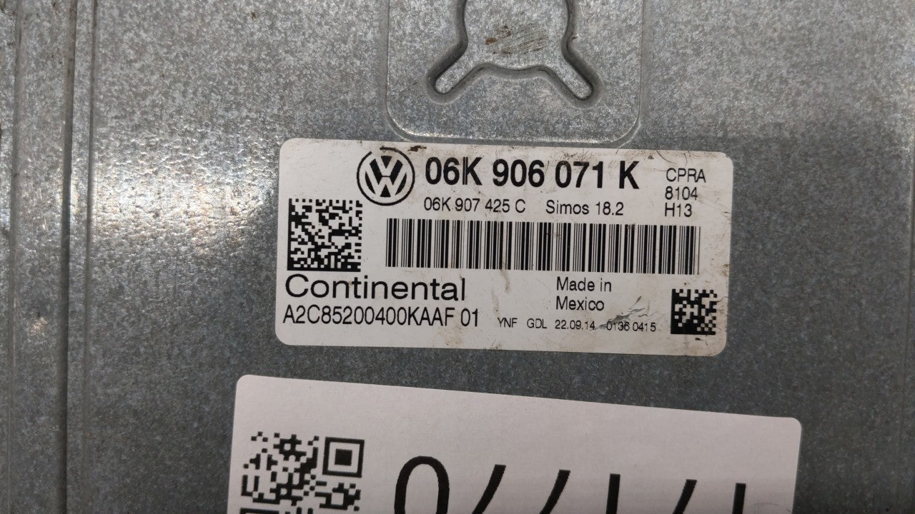 2015 Volkswagen Passat PCM Engine Control Computer ECU ECM PCU OEM P/N:06K 906 071 K Fits OEM Used Auto Parts - Oemusedautop