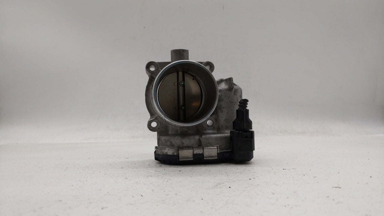 2014-2017 Volkswagen Passat Throttle Body P/N:0 280 750590 06K 133 062 D, 06K 133 062 E Fits Fits 2014 2015 2016 2017 OEM Us