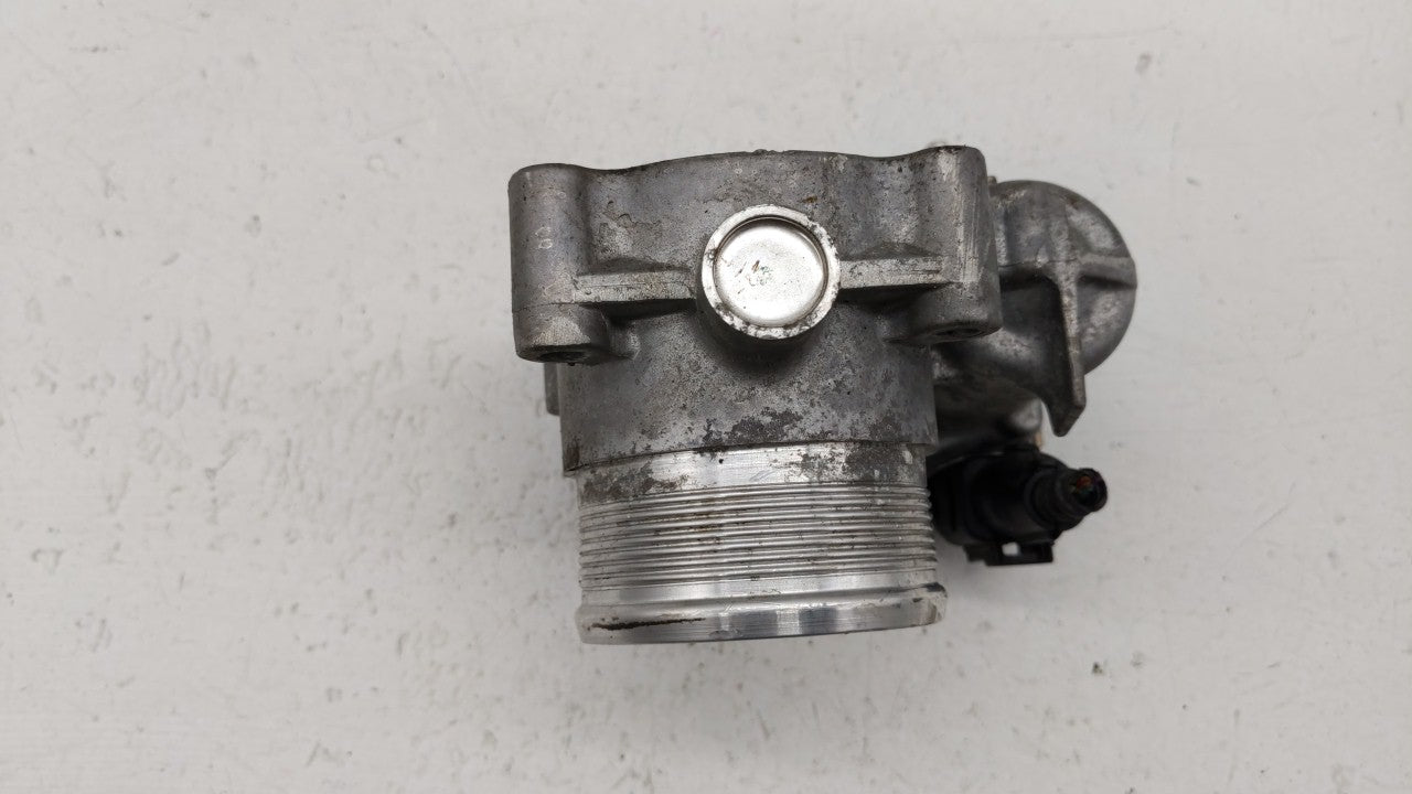 2014-2017 Volkswagen Passat Throttle Body P/N:0 280 750590 06K 133 062 D, 06K 133 062 E Fits Fits 2014 2015 2016 2017 OEM Us