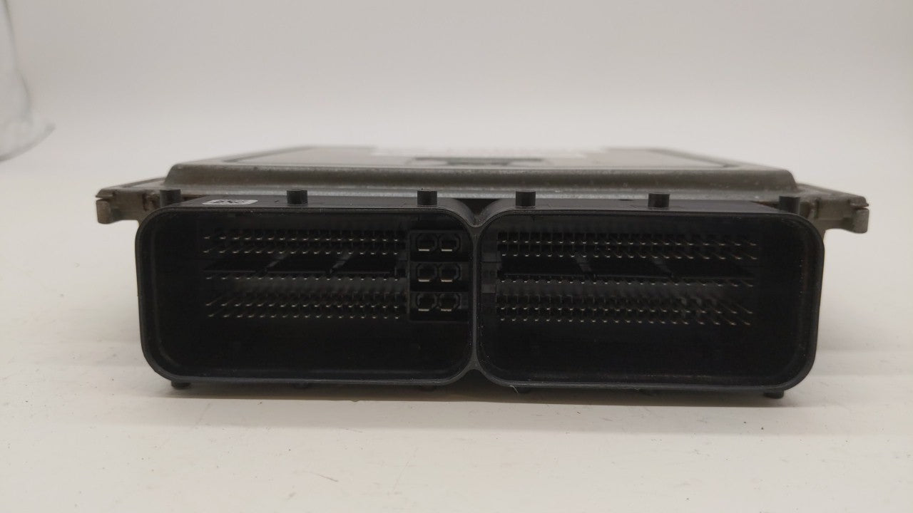 2015 Volkswagen Passat PCM Engine Control Computer ECU ECM PCU OEM P/N:06K 906 071 J 06K 907 425 C Fits OEM Used Auto Parts 