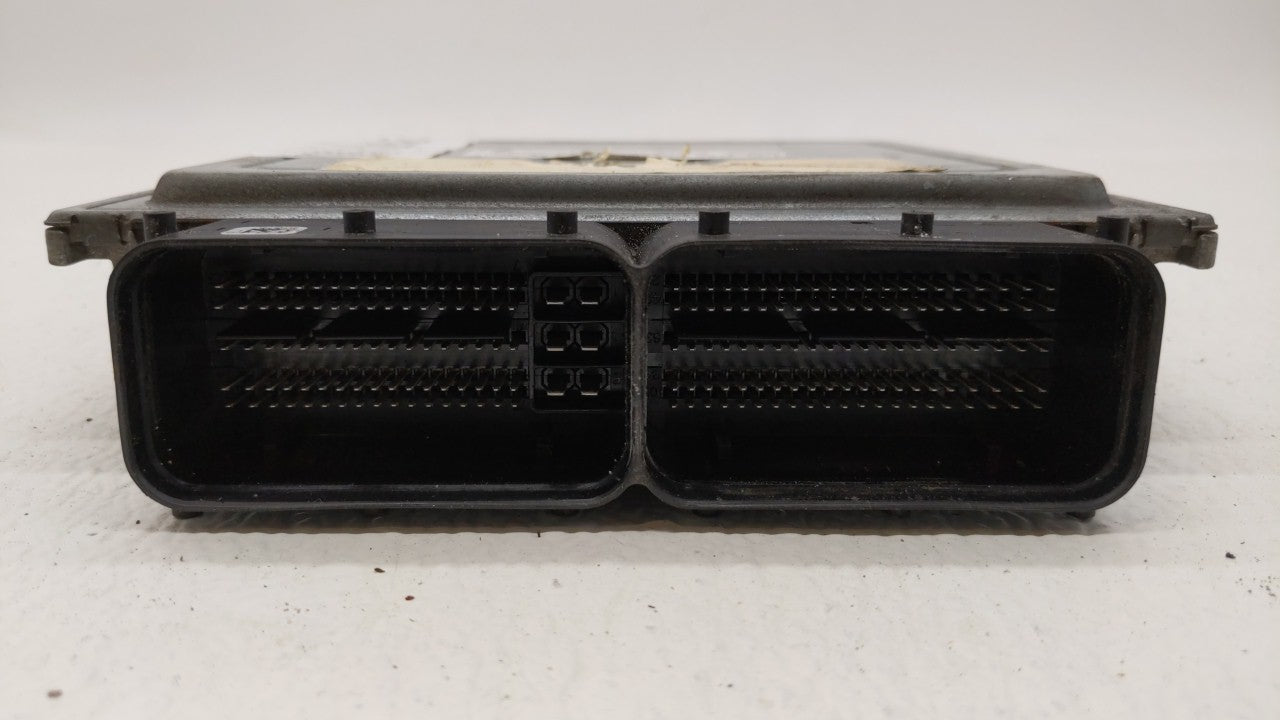 2015 Volkswagen Passat PCM Engine Control Computer ECU ECM PCU OEM P/N:06K 906 071 J 06K 907 425 C Fits OEM Used Auto Parts 