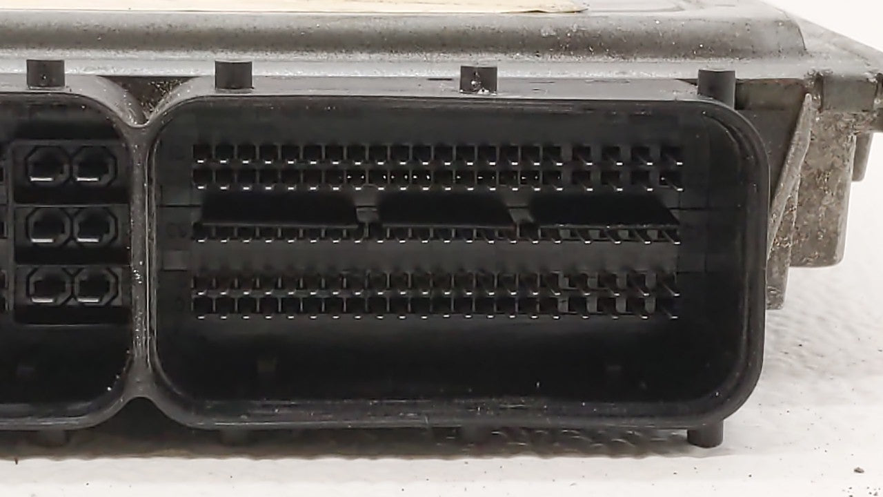 2015 Volkswagen Passat PCM Engine Control Computer ECU ECM PCU OEM P/N:06K 906 071 J 06K 907 425 C Fits OEM Used Auto Parts 