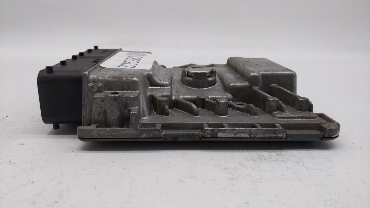 2015 Volkswagen Passat PCM Engine Control Computer ECU ECM PCU OEM P/N:06K 906 071 K Fits OEM Used Auto Parts - Oemusedautop