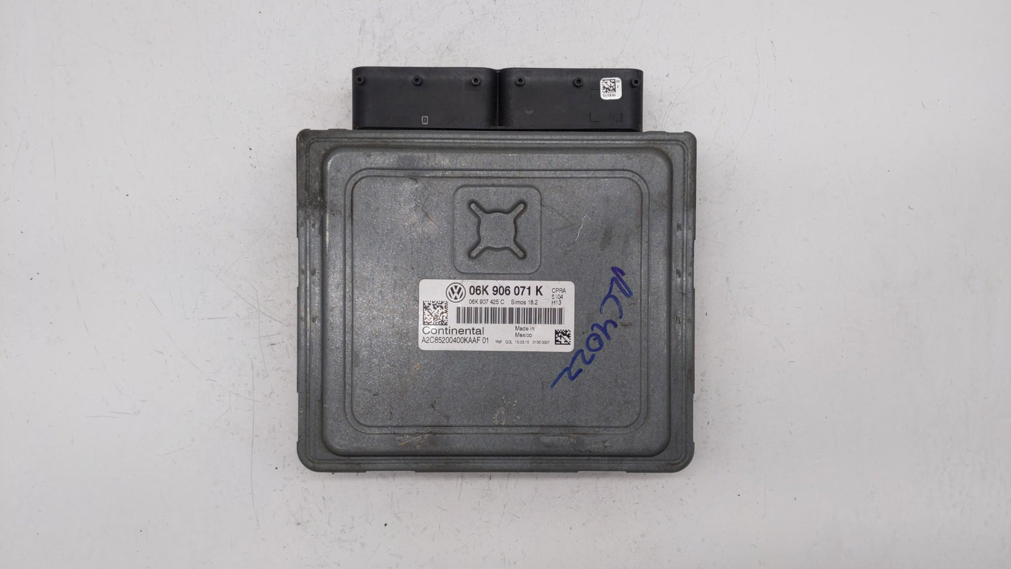 2015 Volkswagen Passat PCM Engine Control Computer ECU ECM PCU OEM P/N:06K 906 071 K Fits OEM Used Auto Parts - Oemusedautop