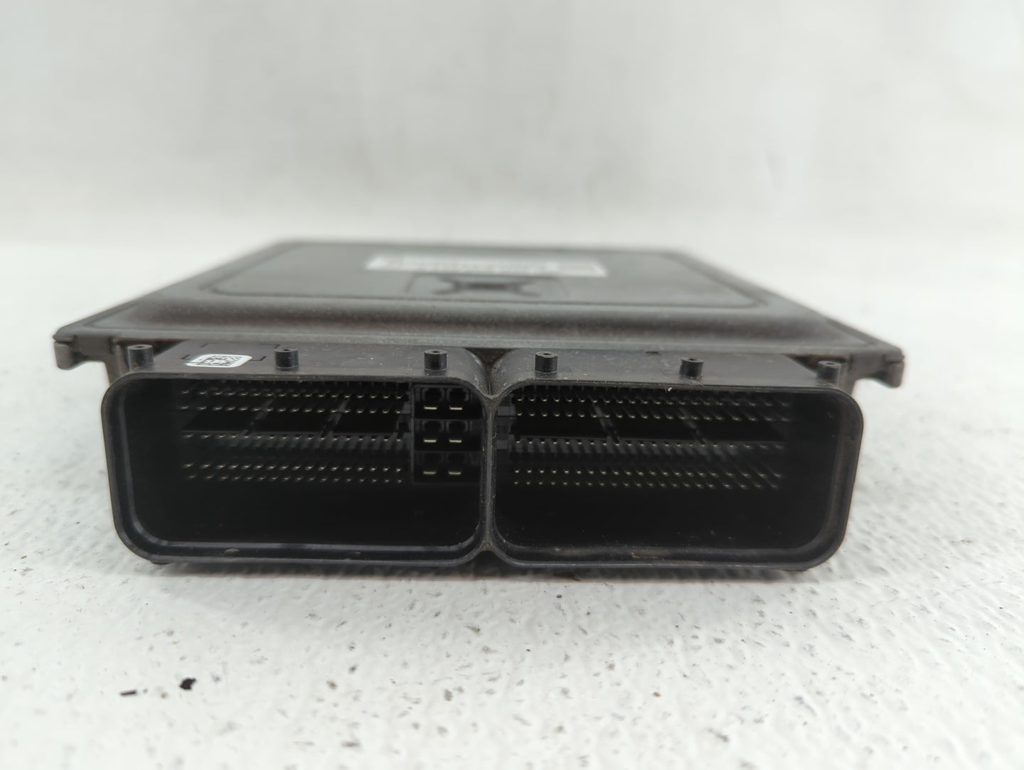 2015 Volkswagen Passat PCM Engine Control Computer ECU ECM PCU OEM P/N:06K 906 071 K Fits OEM Used Auto Parts - Oemusedautop