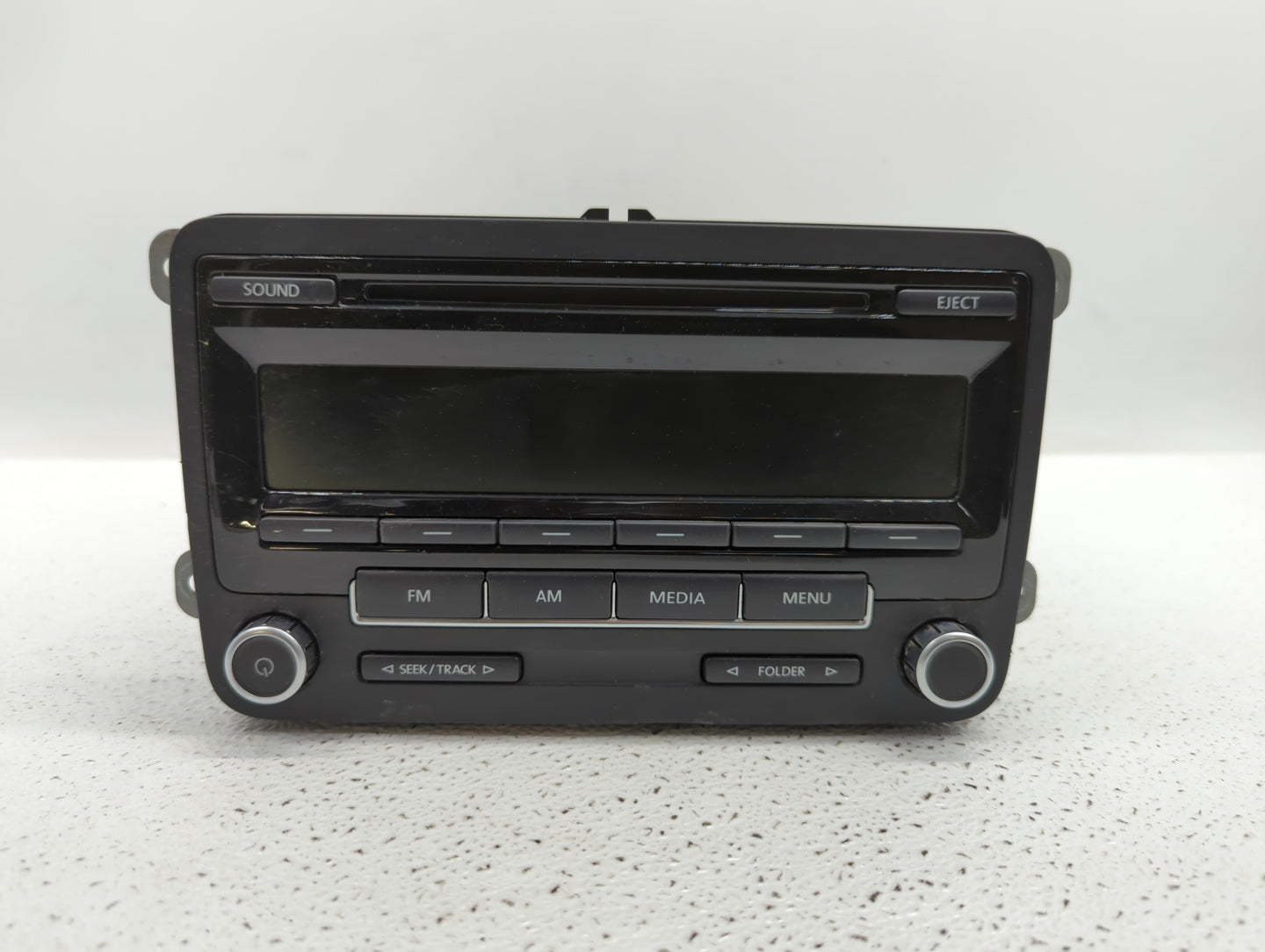 2012-2015 Volkswagen Passat Radio AM FM Cd Player Receiver Replacement P/N:1K0035164D 1K0 035 164 D Fits OEM Used Auto Parts