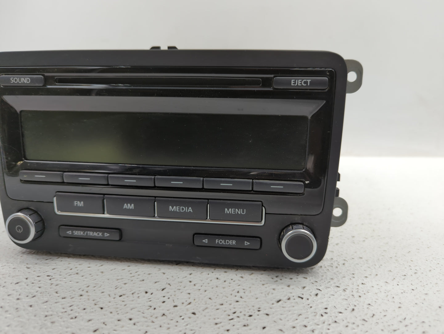 2012-2015 Volkswagen Passat Radio AM FM Cd Player Receiver Replacement P/N:1K0035164D 1K0 035 164 D Fits OEM Used Auto Parts