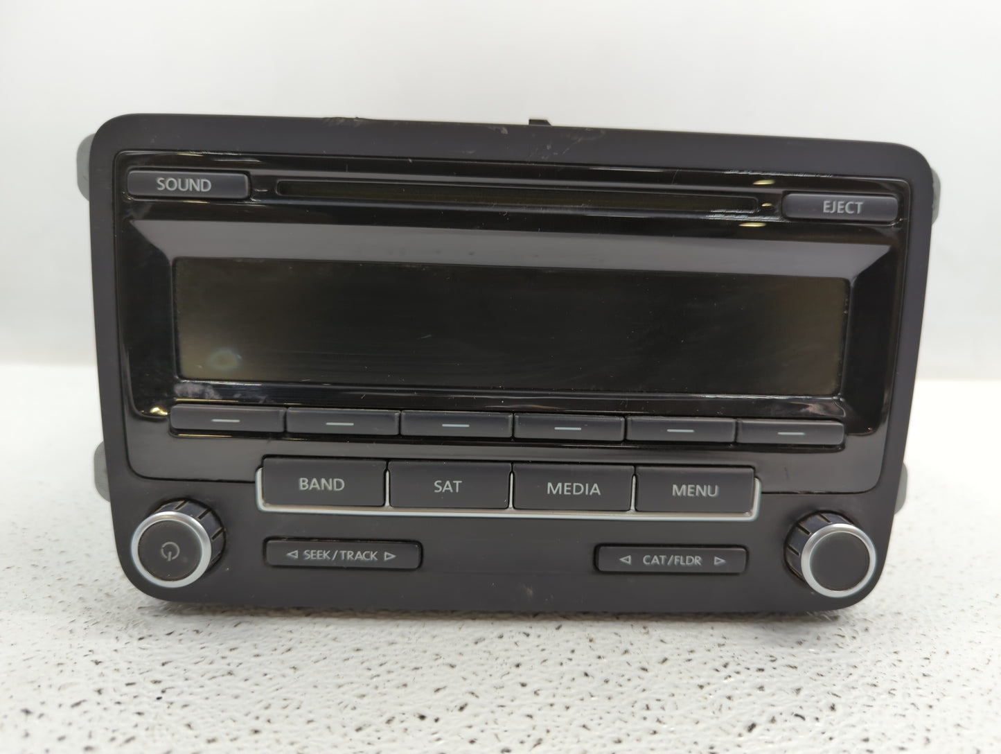 2013-2015 Volkswagen Passat Radio AM FM Cd Player Receiver Replacement P/N:1K0035164F 1K0 035 164 F Fits Fits 2013 2014 2015