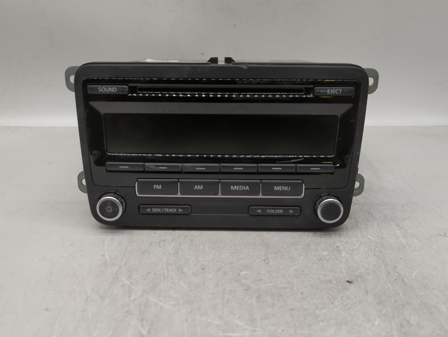 2012-2015 Volkswagen Passat Radio AM FM Cd Player Receiver Replacement P/N:1K0035164D 1K0 035 164 D Fits OEM Used Auto Parts