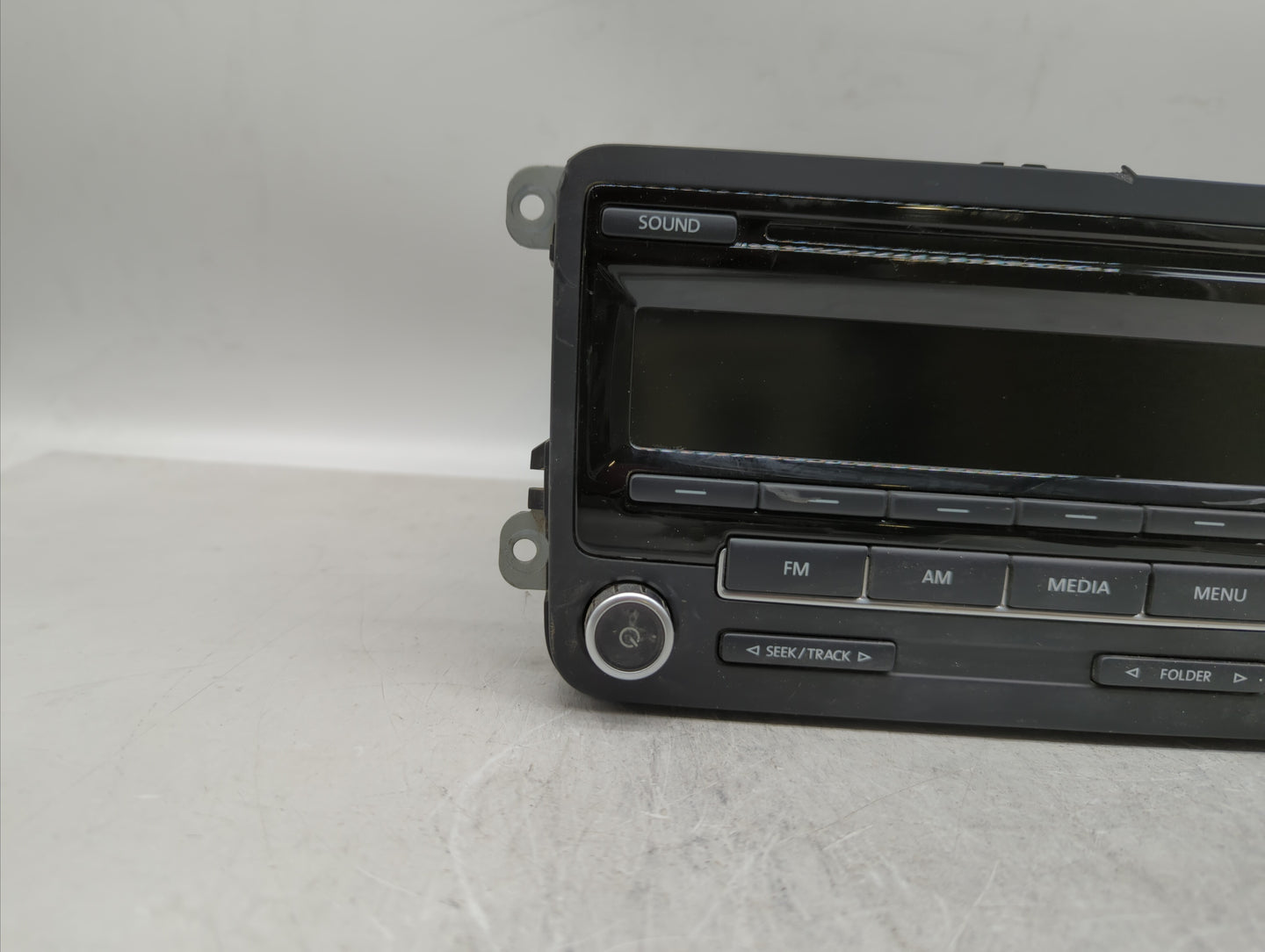 2012-2015 Volkswagen Passat Radio AM FM Cd Player Receiver Replacement P/N:1K0035164D 1K0 035 164 D Fits OEM Used Auto Parts