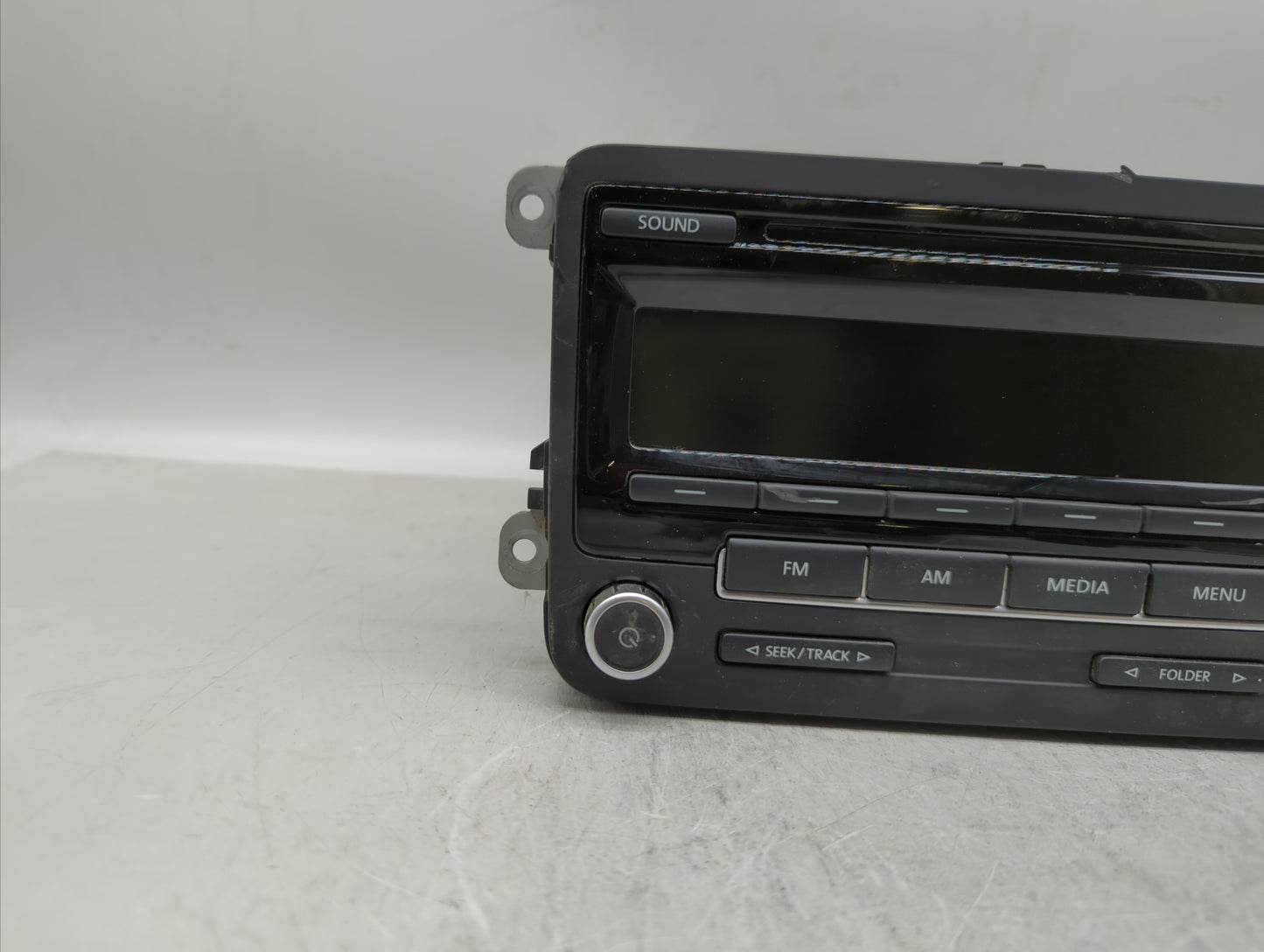 2012-2015 Volkswagen Passat Radio AM FM Cd Player Receiver Replacement P/N:1K0035164D 1K0 035 164 D Fits OEM Used Auto Parts