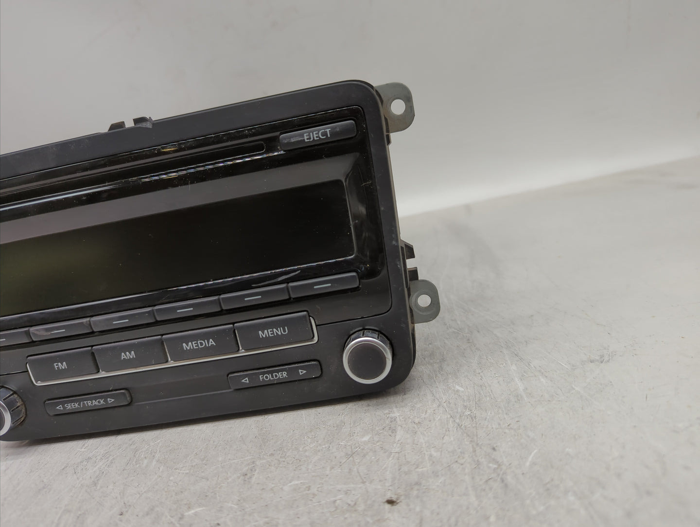 2012-2015 Volkswagen Passat Radio AM FM Cd Player Receiver Replacement P/N:1K0035164D 1K0 035 164 D Fits OEM Used Auto Parts